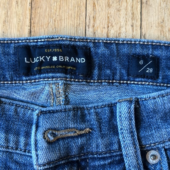 LUCKY Brand Jeans - Picture 9 of 11